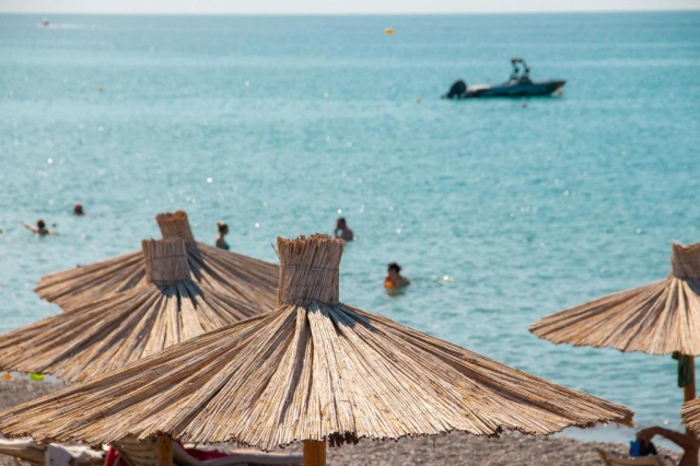 01.07 avion Bucuresti, Grecia - Rhodos Lardos, Hotel Sun Beach Lindos 743 EURO, 7 nopti, All inclusive
