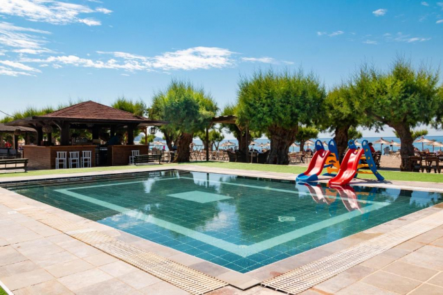 01.07 avion Bucuresti, Grecia - Rhodos Lardos, Hotel Sun Beach Lindos 743 EURO, 7 nopti, All inclusive