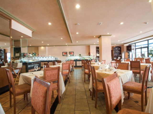 07.07 avion Bucuresti, Spania - Tenerife Playa de las Americas, Hotel Zentral Center 920 EURO, 7 nopti, Fara masa