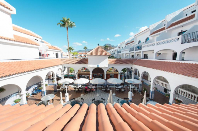 07.07 avion Bucuresti, Spania - Tenerife Los Cristianos, Hotel Beverly Hills Heights 969 EURO, 7 nopti, Mic dejun inclus