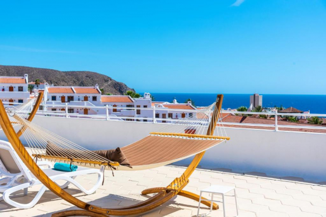 07.07 avion Bucuresti, Spania - Tenerife Los Cristianos, Club Tenerife 1008 EURO, 7 nopti, Fara masa