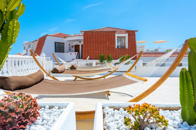 07.07 avion Bucuresti, Spania - Tenerife Los Cristianos, Club Tenerife 1008 EURO, 7 nopti, Fara masa