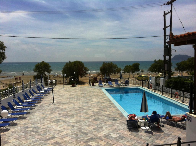 10.09 avion Bucuresti, Grecia - Zakynthos Laganas, Andreolas Beach 577 EURO, 7 nopti, Mic dejun inclus
