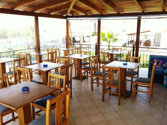 10.09 avion Bucuresti, Grecia - Zakynthos Laganas, Andreolas Beach 577 EURO, 7 nopti, Mic dejun inclus