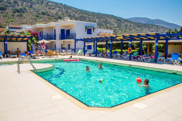 03.09 avion Bucuresti, Grecia - Creta - Heraklion Stalida, Sergiani Garden Hotel-Apartments 577 EURO, 7 nopti, Fara masa