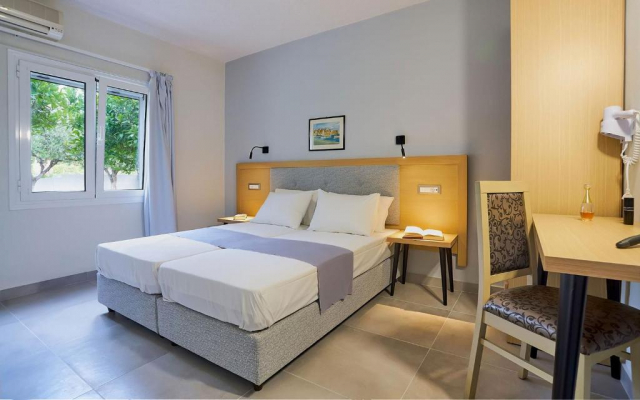 03.09 avion Bucuresti, Grecia - Creta - Heraklion Stalida, Sergiani Garden Hotel-Apartments 577 EURO, 7 nopti, Fara masa