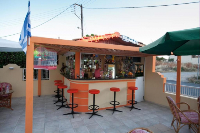 03.09 avion Bucuresti, Grecia - Creta - Heraklion Gouves, Cosmi Apartments 518 EURO, 7 nopti, Fara masa