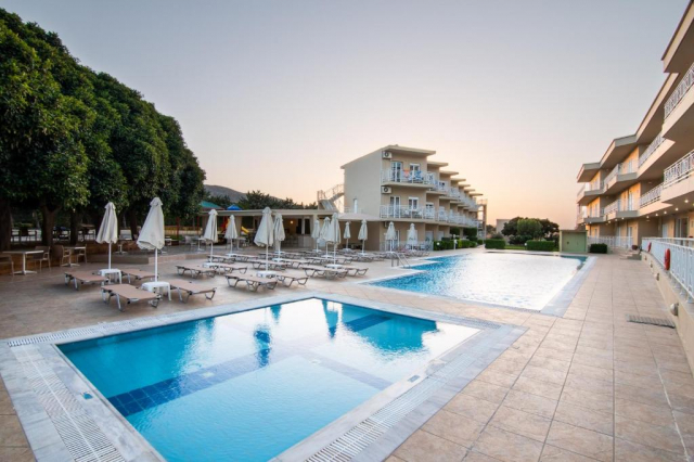 23.07 avion Bucuresti, Grecia - Creta - Heraklion Agia Pelagia, Chrissys Paradise 685 EURO, 7 nopti, All inclusive