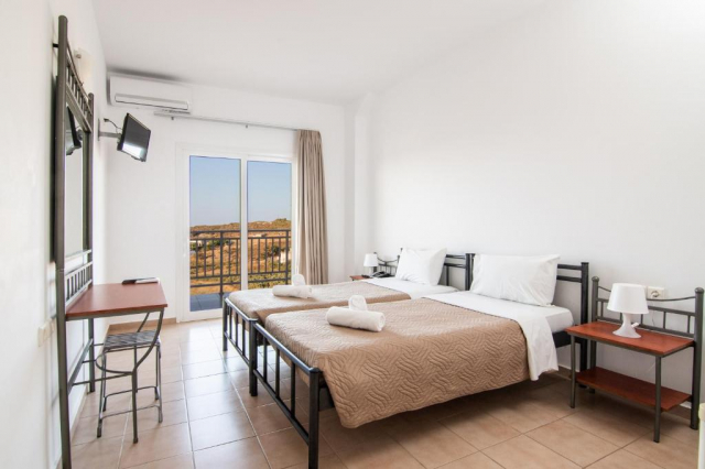23.07 avion Bucuresti, Grecia - Creta - Heraklion Agia Pelagia, Chrissys Paradise 685 EURO, 7 nopti, All inclusive