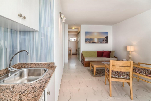 21.07 avion Bucuresti, Spania - Gran Canaria Playa del Ingles, Hotel Europalace 871 EURO, 7 nopti, Demipensiune inclusa