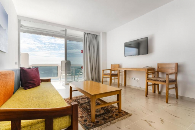 21.07 avion Bucuresti, Spania - Gran Canaria Playa del Ingles, Hotel Europalace 871 EURO, 7 nopti, Demipensiune inclusa