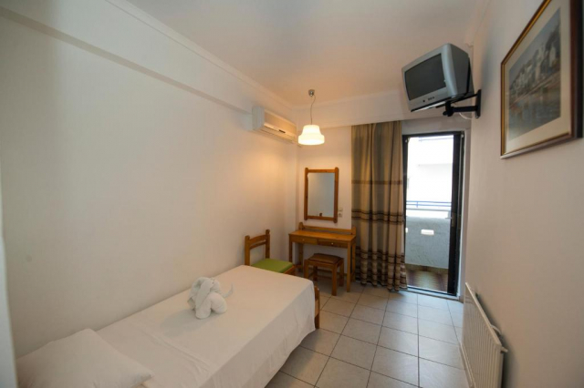 10.08 avion Bucuresti, Grecia - Kos Kos Town, International Hotel 528 EURO, 7 nopti, Mic dejun inclus