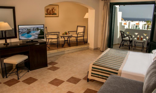 23.08 avion Bucuresti, Egipt - Regiunea Sharm el Sheikh Sharm El Sheikh, Jaz Neo Naama Bay Resort (ex Solymar Naama Bay) 665 EURO, 7 nopti, All inclusive