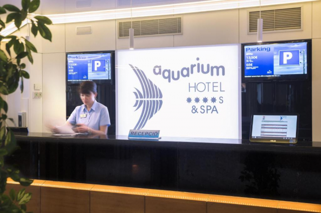 03.09 avion Bucuresti, Spania - Costa Brava - Barcelona Lloret de Mar, Hotel GHT Aquarium & Spa 714 EURO, 7 nopti, Mic dejun inclus