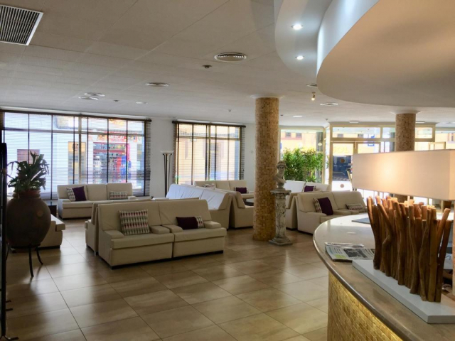 03.09 avion Bucuresti, Spania - Costa Brava - Barcelona Calella, Aparthotel Miami Park 675 EURO, 7 nopti, Fara masa