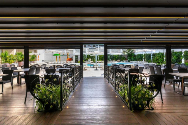 03.09 avion Bucuresti, Spania - Costa Brava - Barcelona Calella, Aparthotel Miami Park 675 EURO, 7 nopti, Fara masa