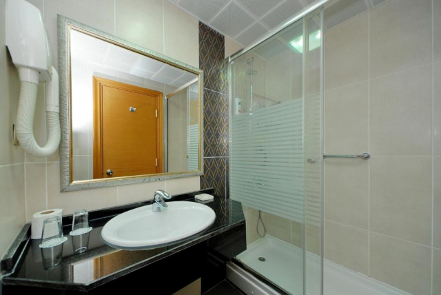 20.08 avion Bucuresti, Turcia - Regiunea Marea Egee Marmaris, Pasa Bey Hotel 694 EURO, 7 nopti, All inclusive