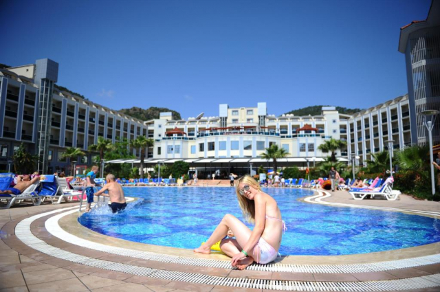 20.08 avion Bucuresti, Turcia - Regiunea Marea Egee Marmaris, Green Nature Resort and Spa 881 EURO, 7 nopti, All inclusive