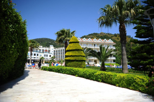 20.08 avion Bucuresti, Turcia - Regiunea Marea Egee Marmaris, Green Nature Resort and Spa 881 EURO, 7 nopti, All inclusive