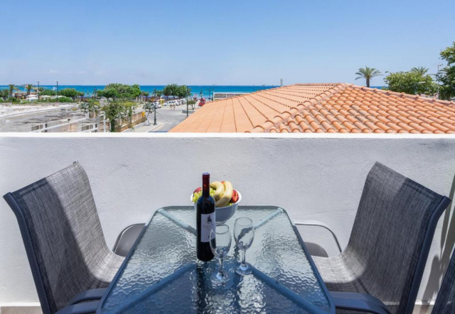 19.08 avion Bucuresti, Grecia - Rhodos Faliraki, Bivalvia Beach Plus 616 EURO, 7 nopti, Fara masa