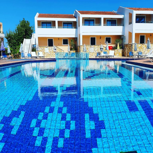 10.09 avion Bucuresti, Grecia - Zakynthos Laganas, Oscar Hotel 557 EURO, 7 nopti, Mic dejun inclus