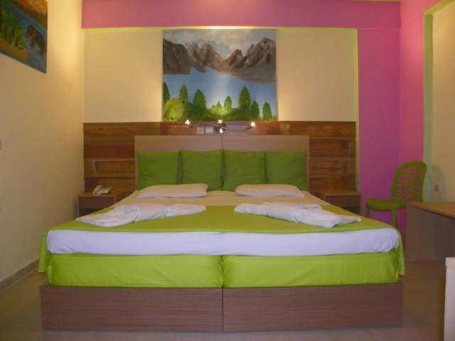 10.09 avion Bucuresti, Grecia - Zakynthos Argassi, Mirabelle Hotel 587 EURO, 7 nopti, Fara masa