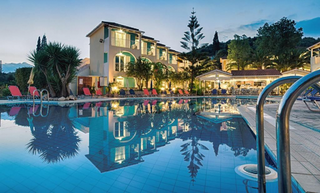 10.09 avion Bucuresti, Grecia - Zakynthos Tsilivi, Sunrise Zante - Adults Only Hotel 881 EURO, 7 nopti, Mic dejun inclus