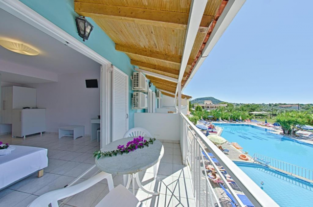 10.09 avion Bucuresti, Grecia - Zakynthos Tsilivi, Sunrise Zante - Adults Only Hotel 881 EURO, 7 nopti, Mic dejun inclus