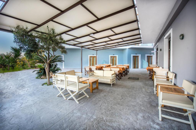 10.09 avion Bucuresti, Grecia - Zakynthos Vassilikos, Hotel Porto Zorro Beach 763 EURO, 7 nopti, Demipensiune inclusa