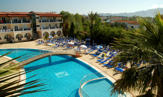 10.09 avion Bucuresti, Grecia - Zakynthos Laganas, Majestic Hotel & Spa 812 EURO, 7 nopti, All inclusive