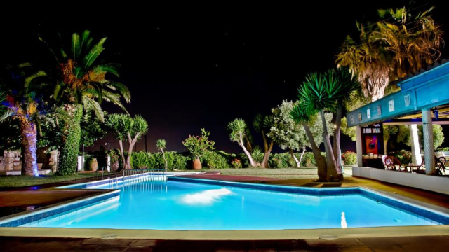 24.08 avion Bucuresti, Grecia - Creta - Heraklion Anissaras, Classic Apartments 606 EURO, 7 nopti, Fara masa