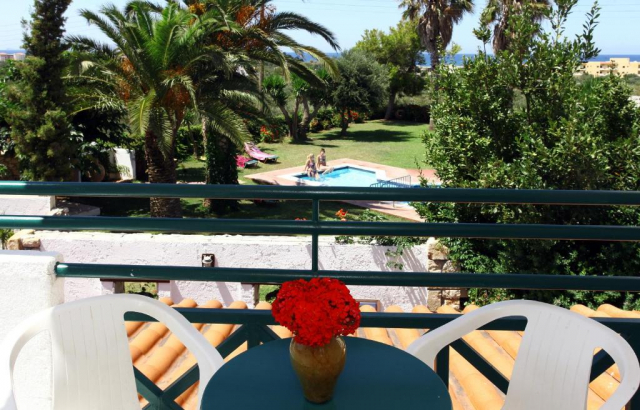 24.08 avion Bucuresti, Grecia - Creta - Heraklion Anissaras, Classic Apartments 606 EURO, 7 nopti, Fara masa