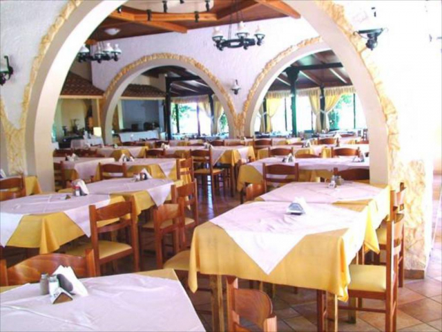 24.08 avion Bucuresti, Grecia - Creta - Heraklion Gouves, Despo Hotel 616 EURO, 7 nopti, Mic dejun inclus