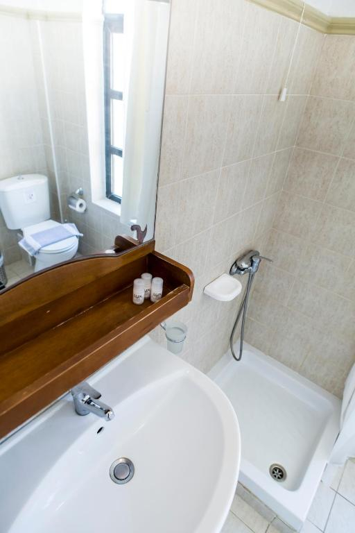 24.08 avion Bucuresti, Grecia - Creta - Heraklion Platanes Rethymnon, Creta Aquamarine 665 EURO, 7 nopti, Fara masa