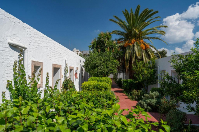 26.09 avion Bucuresti, Tunisia - Regiunea Hammamet Hammamet, Hotel Le Hammamet & SPA 645 EURO, 7 nopti, Demipensiune inclusa