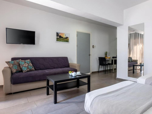 06.09 avion Bucuresti, Cipru - Zona Larnaca Ayia Napa, Rio Gardens Aparthotel 479 EURO, 7 nopti, Fara masa