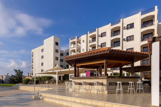 06.09 avion Bucuresti, Cipru - Zona Larnaca Protaras, Hotel Apartments Seagull 508 EURO, 7 nopti, Fara masa