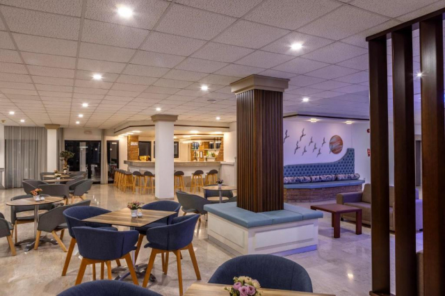 06.09 avion Bucuresti, Cipru - Zona Larnaca Protaras, Hotel Apartments Seagull 508 EURO, 7 nopti, Fara masa