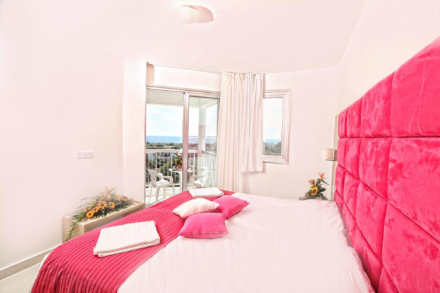 06.09 avion Bucuresti, Cipru - Zona Larnaca Protaras, Marlita Beach Hotel Apartments 773 EURO, 7 nopti, Demipensiune inclusa