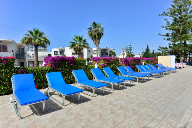 13.09 avion Bucuresti, Cipru - Zona Larnaca Ayia Napa, Napa Prince Hotel Apts 557 EURO, 7 nopti, Fara masa