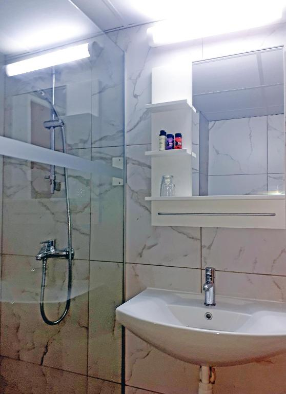 13.09 avion Bucuresti, Cipru - Zona Larnaca Ayia Napa, Marina Hotel 606 EURO, 7 nopti, Mic dejun inclus