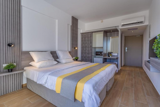 13.09 avion Bucuresti, Cipru - Zona Larnaca Protaras, Hotel Toxotis 694 EURO, 7 nopti, All inclusive