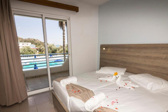 02.09 avion Bucuresti, Grecia - Rhodos Faliraki, Hotel Tivoli 312 EURO, 7 nopti, Fara masa