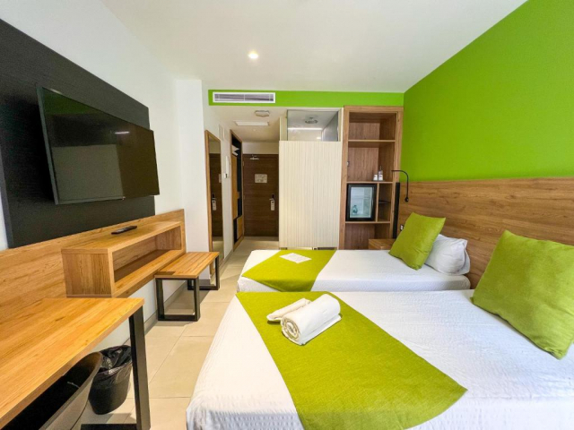 26.09 avion Bucuresti, Spania - Gran Canaria Las Palmas, Hotel MG Poniente 743 EURO, 7 nopti, Fara masa