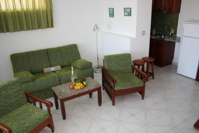 08.09 avion Bucuresti, Spania - Gran Canaria Playa del Ingles, Maba Playa 636 EURO, 7 nopti, Fara masa