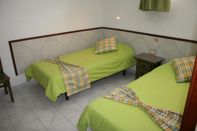 08.09 avion Bucuresti, Spania - Gran Canaria Playa del Ingles, Maba Playa 636 EURO, 7 nopti, Fara masa