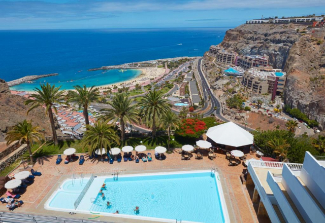 15.09 avion Bucuresti, Spania - Gran Canaria Puerto Rico, Chatur Palmera Mar 734 EURO, 7 nopti, Mic dejun inclus