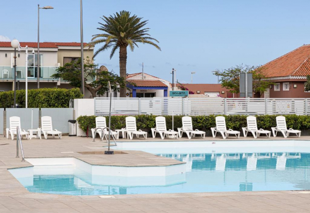26.09 avion Bucuresti, Spania - Gran Canaria Playa del Ingles, Smartr Maspalomas Corinto 714 EURO, 7 nopti, Fara masa