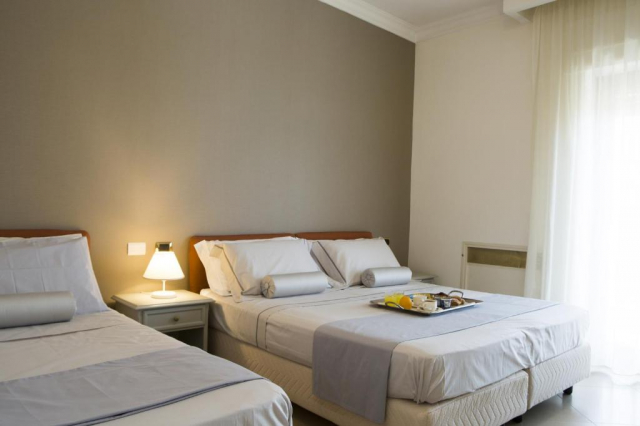09.10 avion Bucuresti, Italia - Coasta Amalfitana Pimonte, Sant'Angelo 783 EURO, 7 nopti, Mic dejun inclus