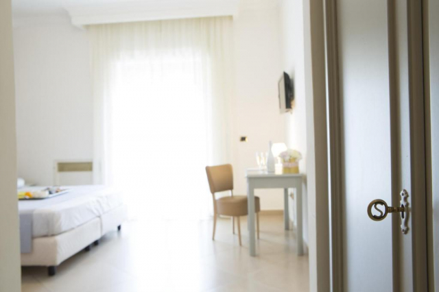 09.10 avion Bucuresti, Italia - Coasta Amalfitana Pimonte, Sant'Angelo 783 EURO, 7 nopti, Mic dejun inclus